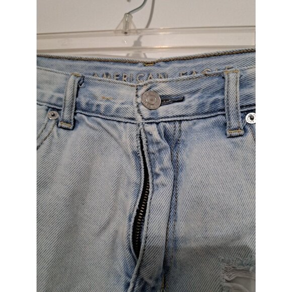 American Eagle Bermuda/Mom Short distressed denim shorts size 8 - Picture 7 of 8